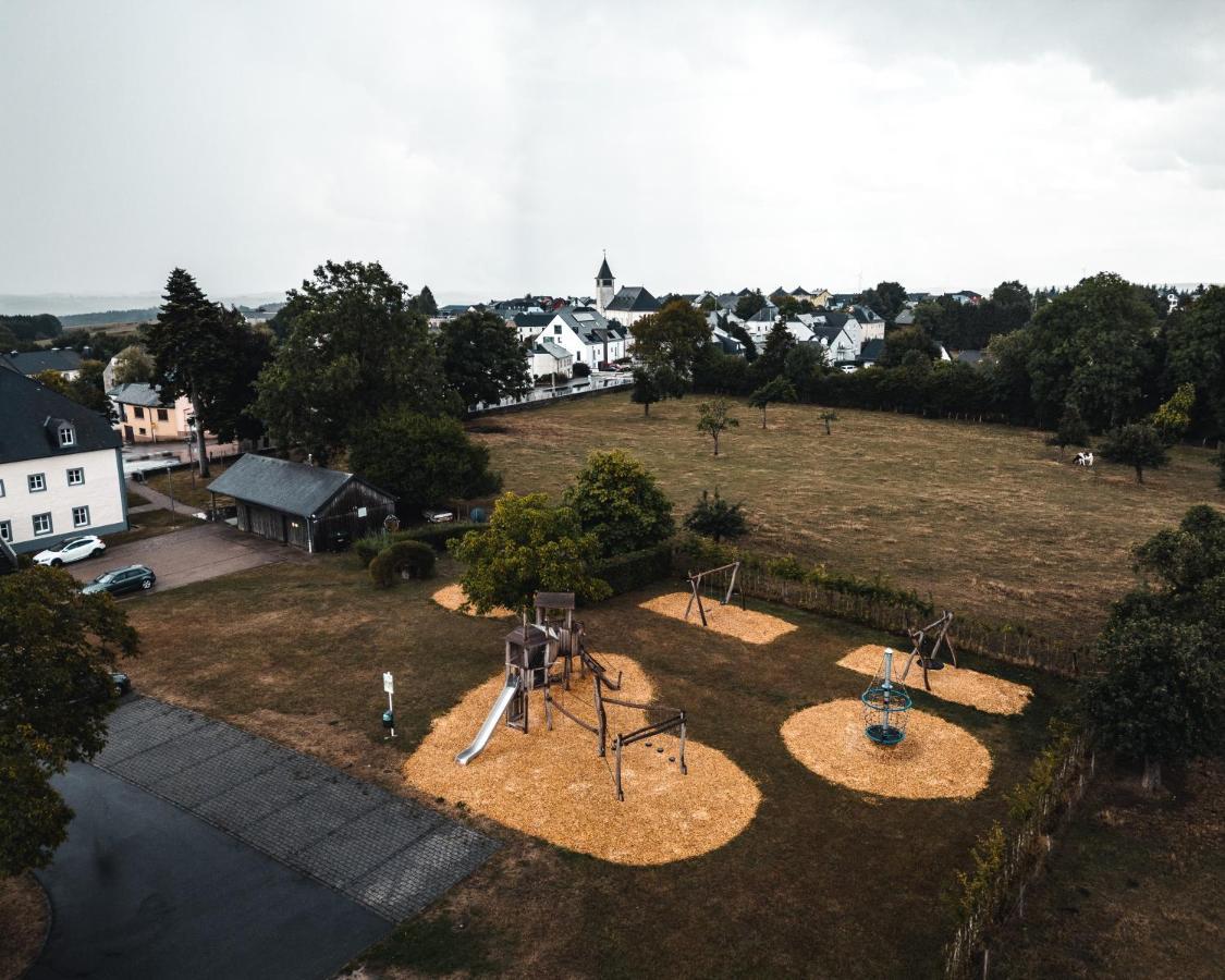 Hotel Cornelyshaff Heinerscheid Экстерьер фото